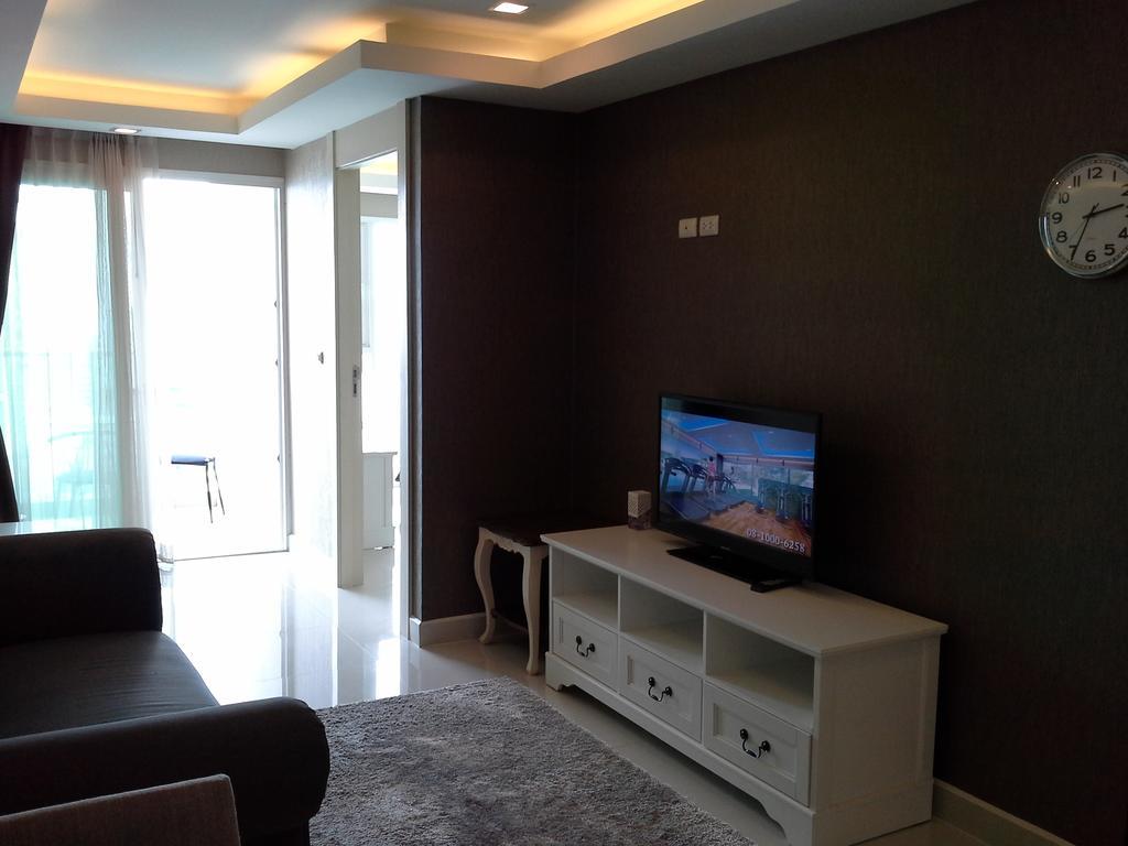 Cosy Beach View Apartments Паттайя Экстерьер фото