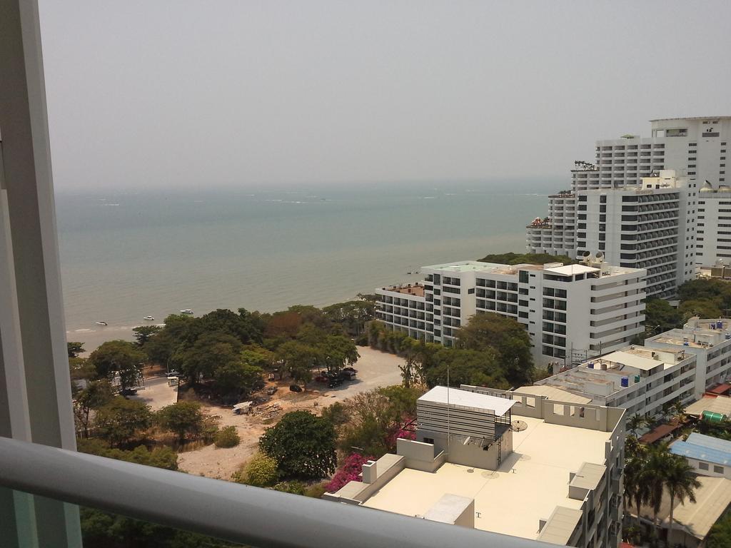 Cosy Beach View Apartments Паттайя Экстерьер фото