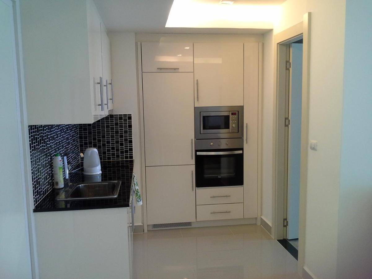 Cosy Beach View Apartments Паттайя Номер фото